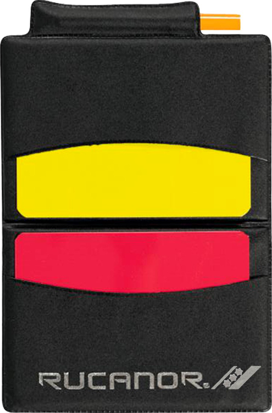 Etui noir de Rucanor avec carte d'arbitre jaune et rouge