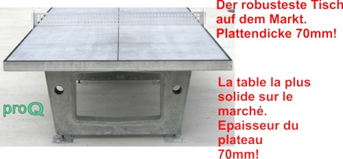 Ein solider Tisch mit einer Plattendicke von 70mm, beschrieben als der robusteste Tisch auf dem Markt.